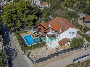 Luxusní vila s bazénem na ostrově Šolta