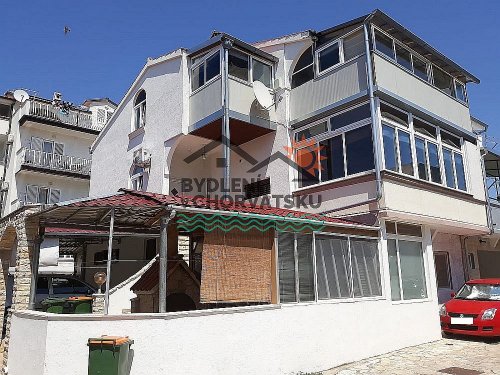 Dům s apartmány Vodice