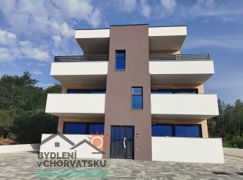 Byty v novostavbě ve druhé řadě od moře