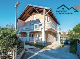 Dům se dvěma apartmány u Šibeniku