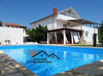 Obrovský areál pro rurální turismus u Skradinu