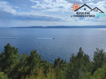 Velký apartmán s garáží v 1.řadě od moře