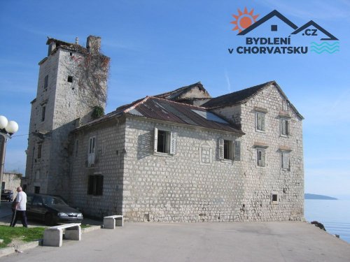 Palác na mořských útesech 