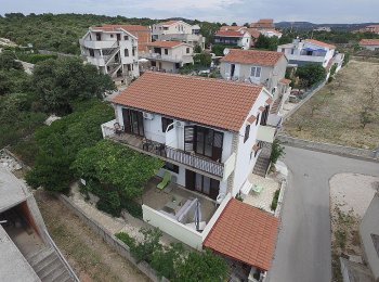 Apartmánový dům v Rogoznici
