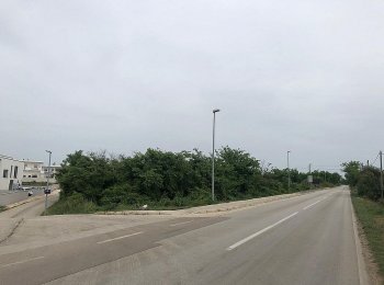 Pozemek Nin 350 metrů od moře